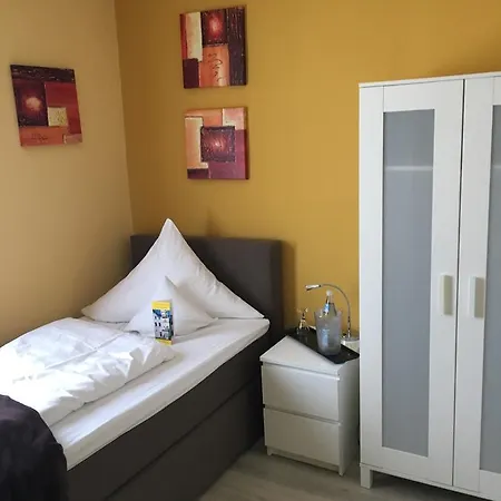 Hotel Lahngarten 2*